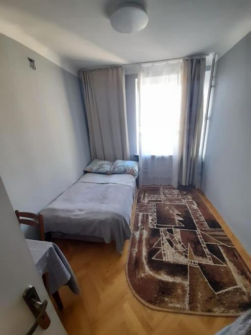 Apartament Mieszkanie Na Doby Plac Hallera Warszawa Zewnętrze zdjęcie